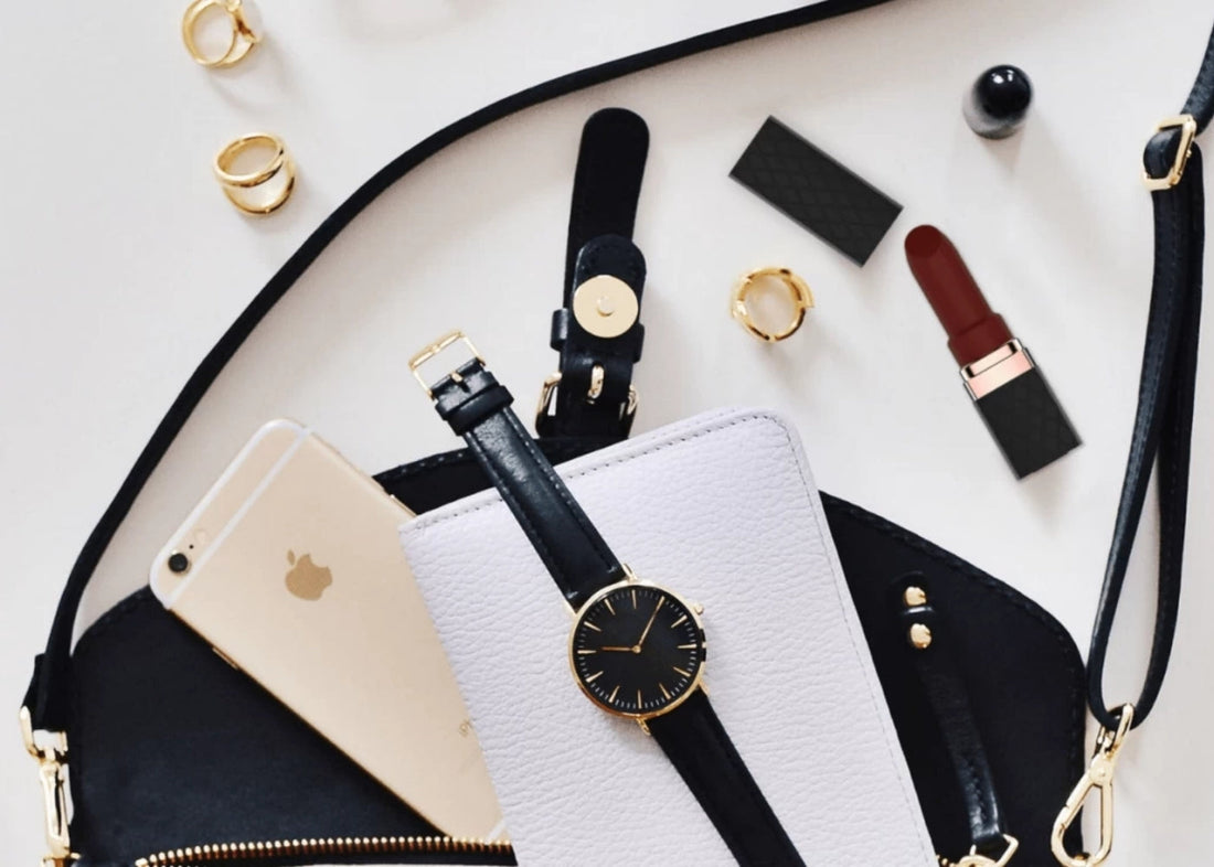 The Discreet Vibrator That Looks Like Lipstick