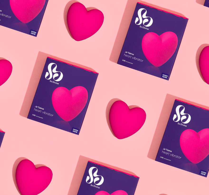 So Divine Je t’aime Heart Vibrator with packaging